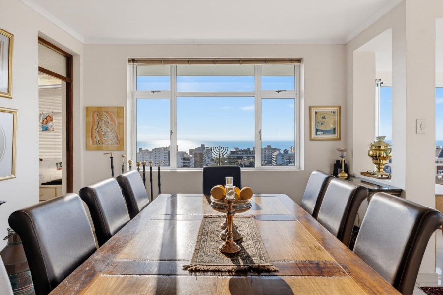 2 Bedroom Property for Sale in Sea Point Western Cape